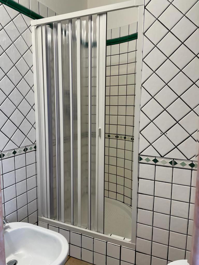 Excellent Rooms Paola'S Όλμπια Εξωτερικό φωτογραφία